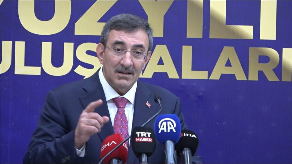 Cumhurbaşkanı Yardımcısı Yılmaz: "Vesayetten kurtulduk, ter&ouml;rden de kurtulacağız"
