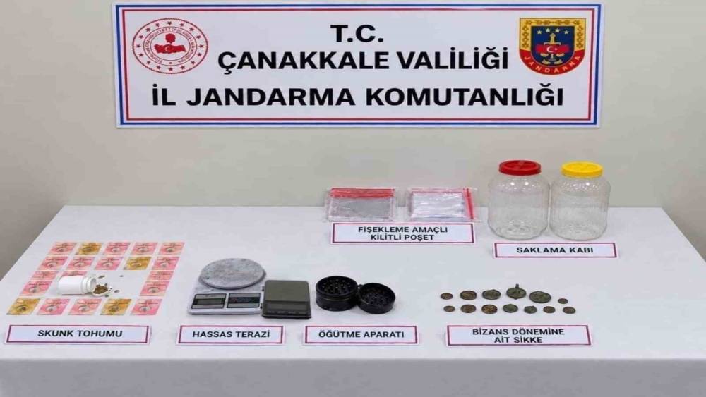 &Ccedil;anakkale&rsquo;de uyuşturucuyla m&uuml;cadele operasyonu: 11 ş&uuml;pheli tutuklandı

