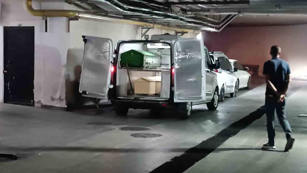 Batman&rsquo;da damdan d&uuml;şen adam hayatını kaybetti
