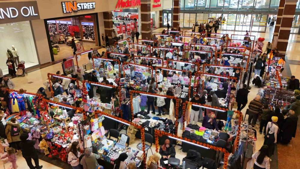 M1 Konya&rsquo;daki festival, Sevgililer G&uuml;n&uuml;&rsquo;ne &ouml;zel etkinliklerle devam ediyor
