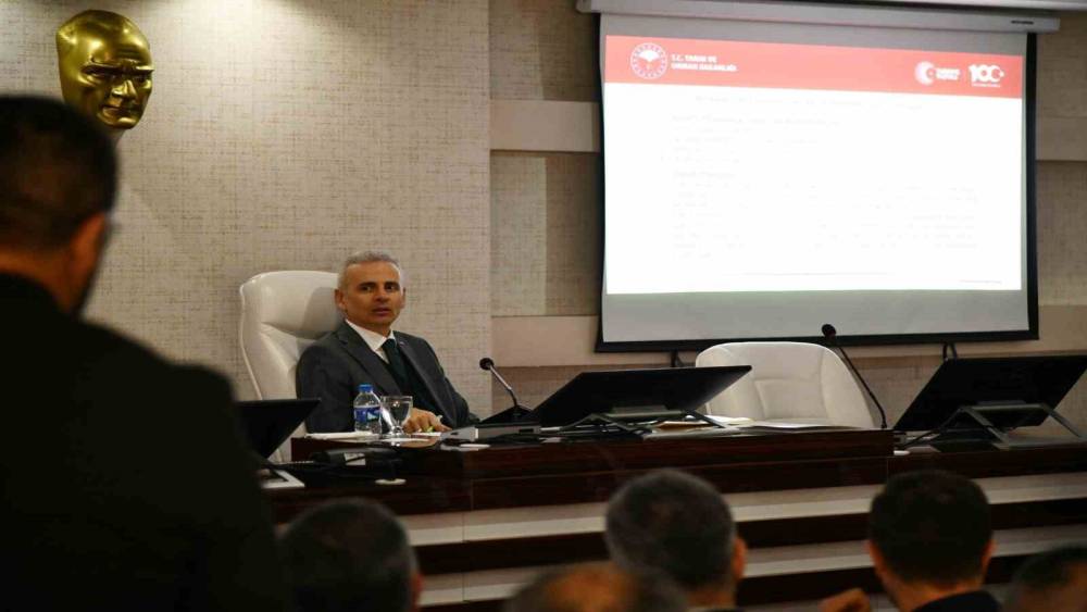 Ardahan&rsquo;da hayvan hastalıkları ile m&uuml;cadele toplantısı yapıldı
