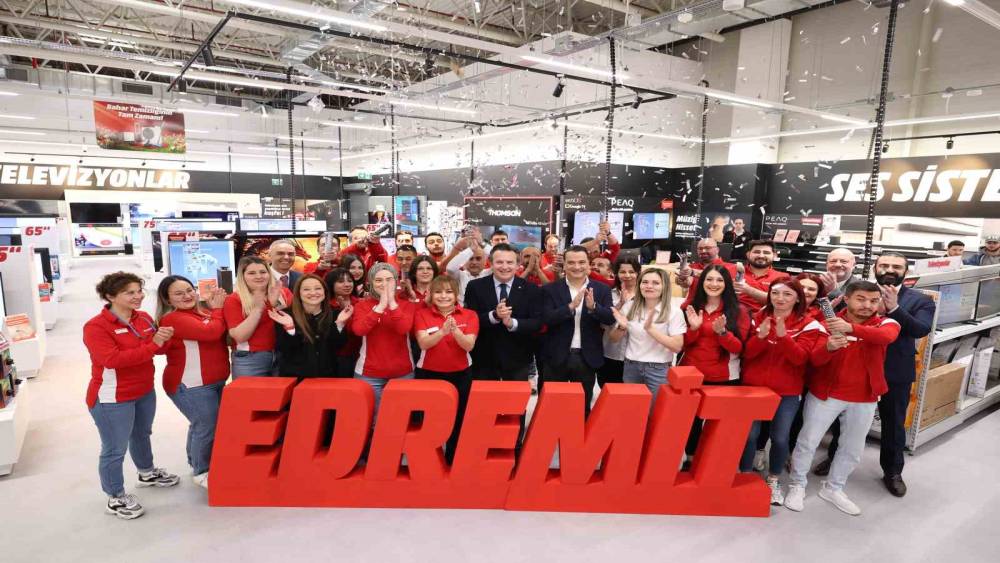 MediaMarkt T&uuml;rkiye, Edremit&rsquo;te yeni mağazasının a&ccedil;ılışını yaptı
