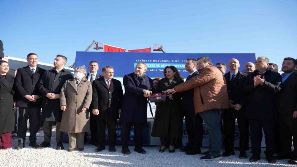 &Ccedil;orlu Sebze Meyve Hali temeli atıldı
