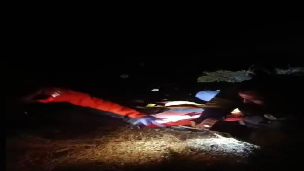 Erzincan&rsquo;da u&ccedil;urumdan d&uuml;şen İran uyruklu vatandaş kurtarıldı
