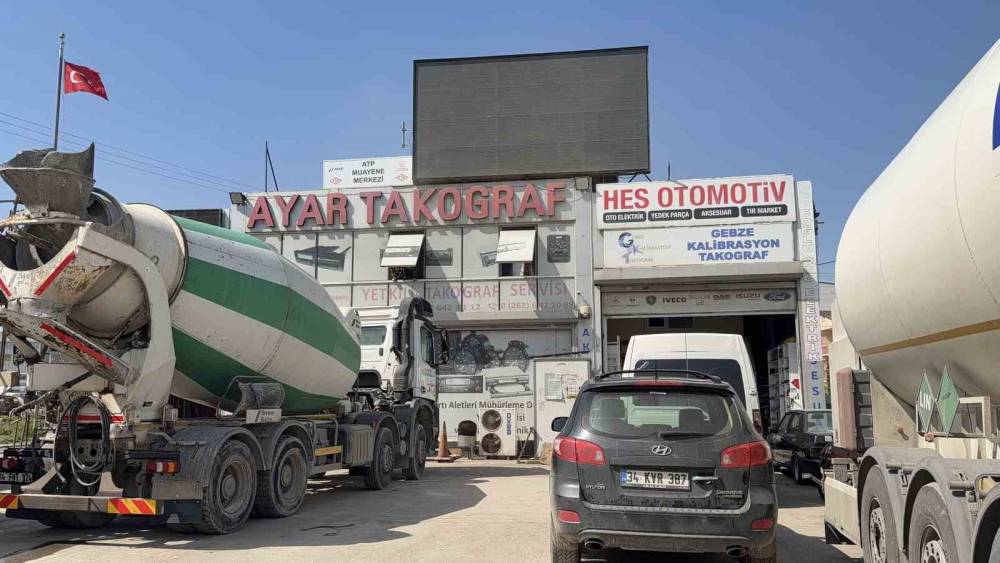 Gebze&rsquo;de iş yerinde yangın &ccedil;ıktı
