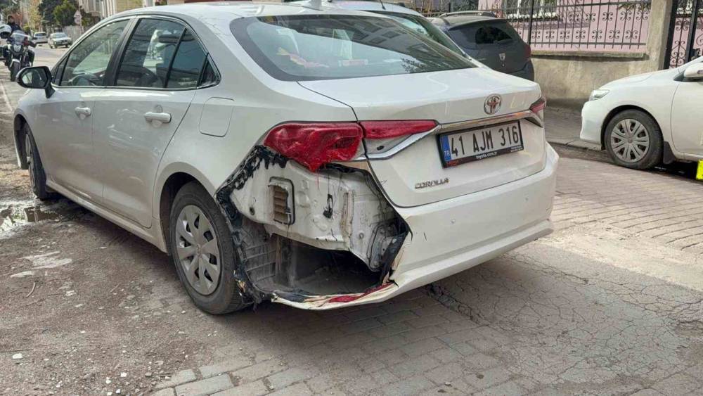 G&uuml;zellik merkezinin bulunduğu binada korku dolu anlar
