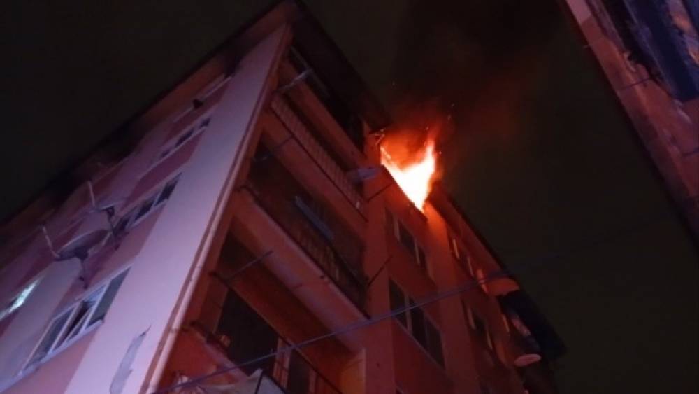 Bursa&rsquo;da 6 katlı binada yangın paniği
