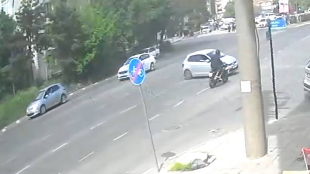 Tekirdağ&rsquo;da 2 kişinin yaralandığı kaza kamerada
