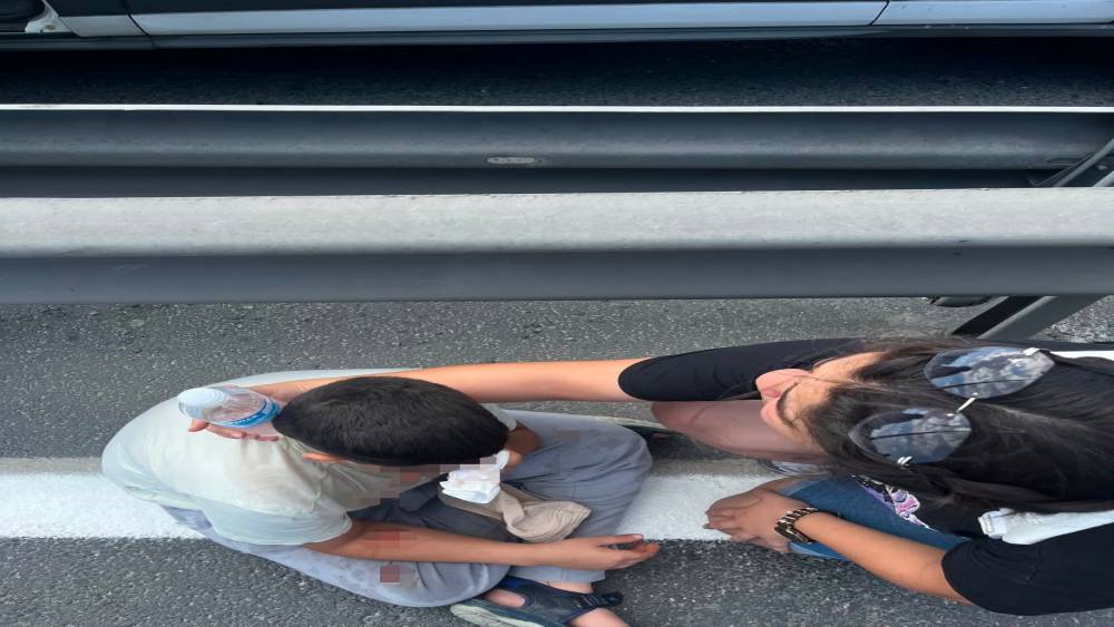 Yaz kursundaki &ouml;ğrencileri taşıyan ara&ccedil; kaza yaptı: 5&rsquo;i ağır 13 yaralı
