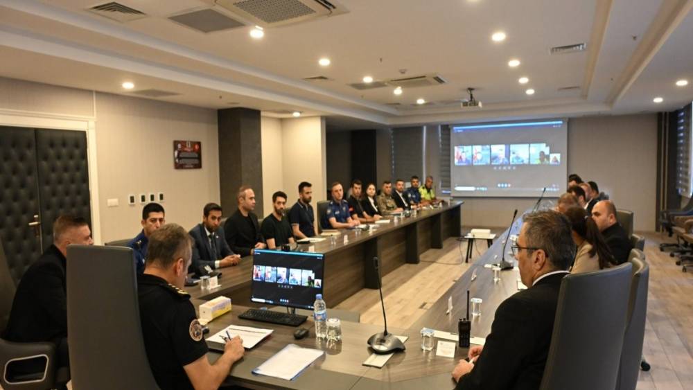 Şırnak&rsquo;ta okul g&uuml;venliği alarmı: 7 b&ouml;lgedeki tedbirler tek tek masaya yatırıldı
