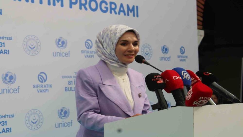 Aile ve Sosyal Hizmetler Bakanı G&ouml;ktaş: "İklim değişikliğinin y&uuml;k&uuml;n&uuml; en fazla &ccedil;ocuklarımız taşıyor"
