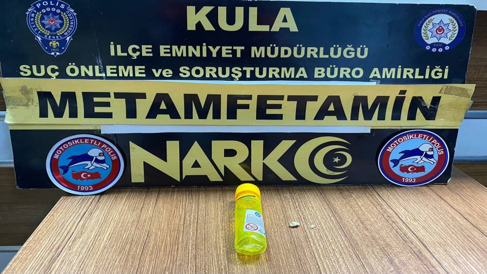 Aranan şahıslar polisten ka&ccedil;amadı
