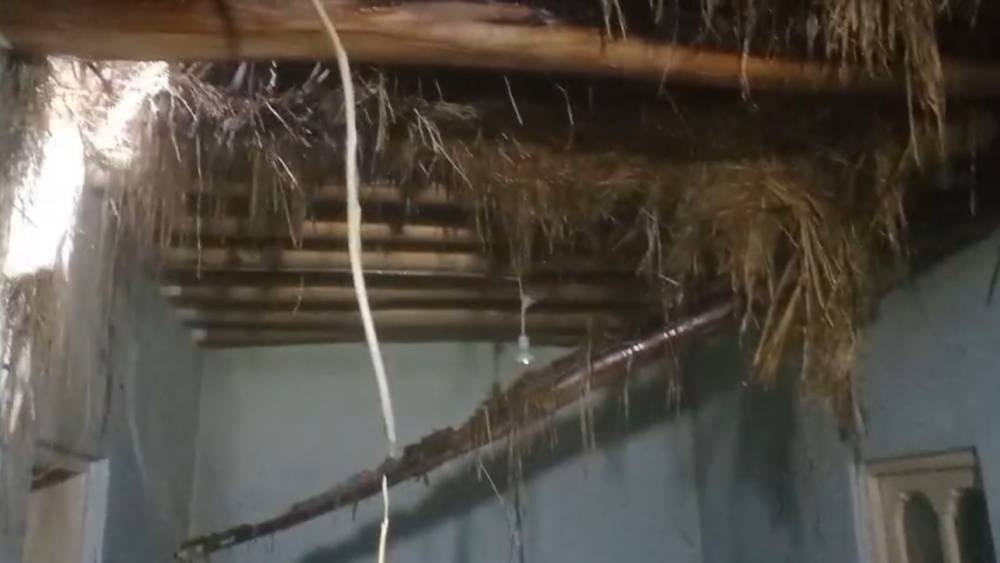 Y&uuml;ksekova&rsquo;da korkutan yangın: Bir aile evsiz kaldı
