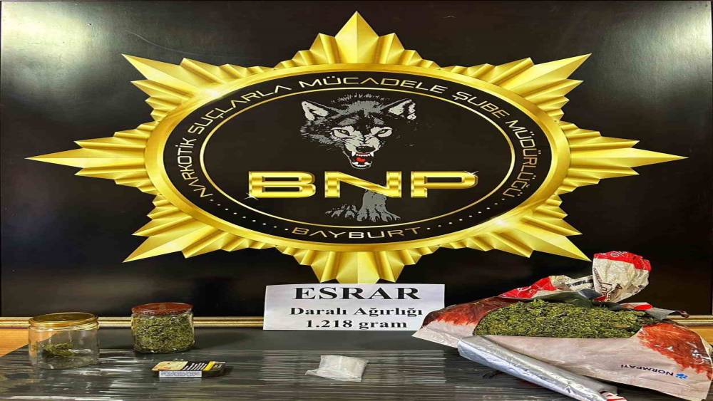 Bayburt&rsquo;ta 1 kilo 218 gram esrar ele ge&ccedil;irildi

