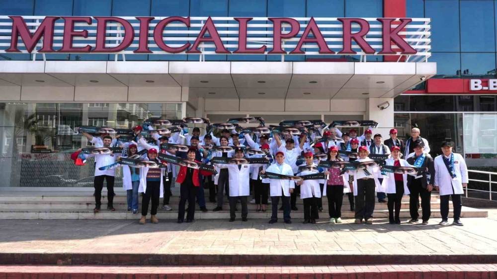 14 Mart&rsquo;ta hekimlere anlamlı teşekk&uuml;r
