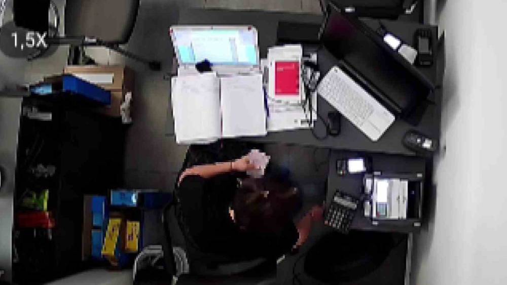 Adana&rsquo;da diş kliniğinde 25 milyonluk vurgun iddiası
