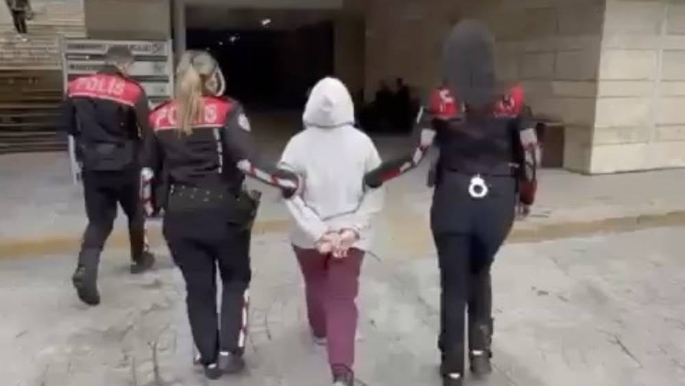 Samsun&rsquo;da toplam 162 yıl hapis cezası bulunan 3 kişi yakalandı
