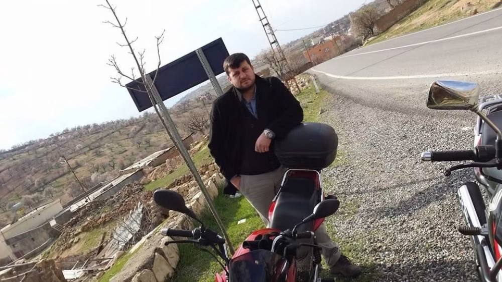 Siirt&rsquo;te otomobil ile &ccedil;arpışan motosikletin s&uuml;r&uuml;c&uuml;s&uuml; yaşamını yitirdi
