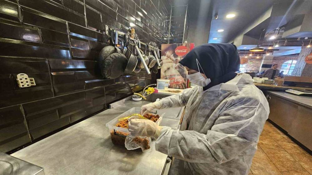 Erzurum&rsquo;da gıda denetimleri hız kesmiyor: Bir haftada 351 denetim
