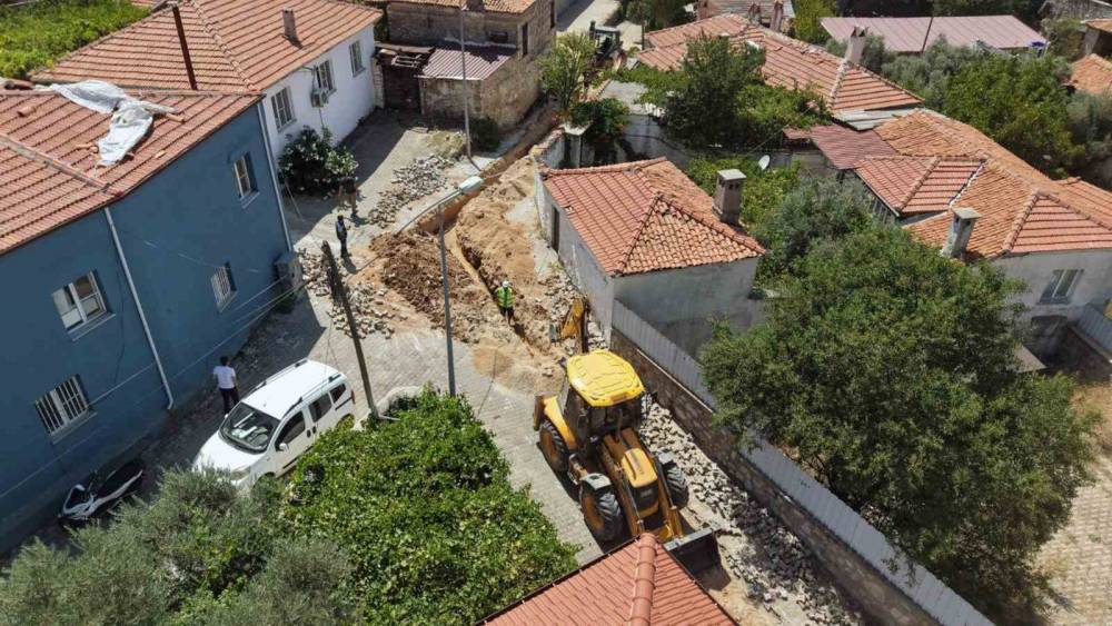Menteşe Yerkesik&rsquo;te 4 kilometrelik su isale hattı yenileniyor

