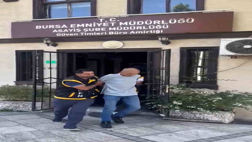 "Tanımazlar" dedi, polis sa&ccedil;tan değil dosyadan tanıdı

