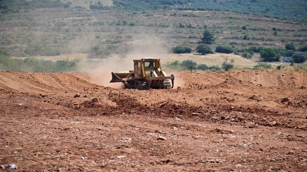 Salihli&rsquo;ye hayvancılık, sulama ve yangınlar i&ccedil;in g&ouml;let
