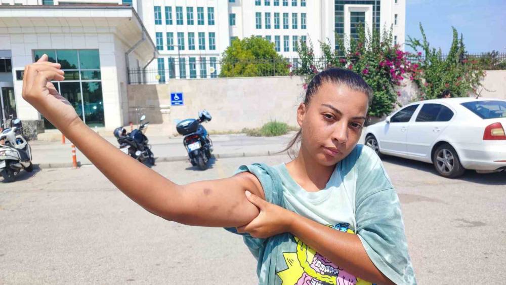 Cankurtaran kadın, &ouml;ğretmen amcası tarafından darp edildi
