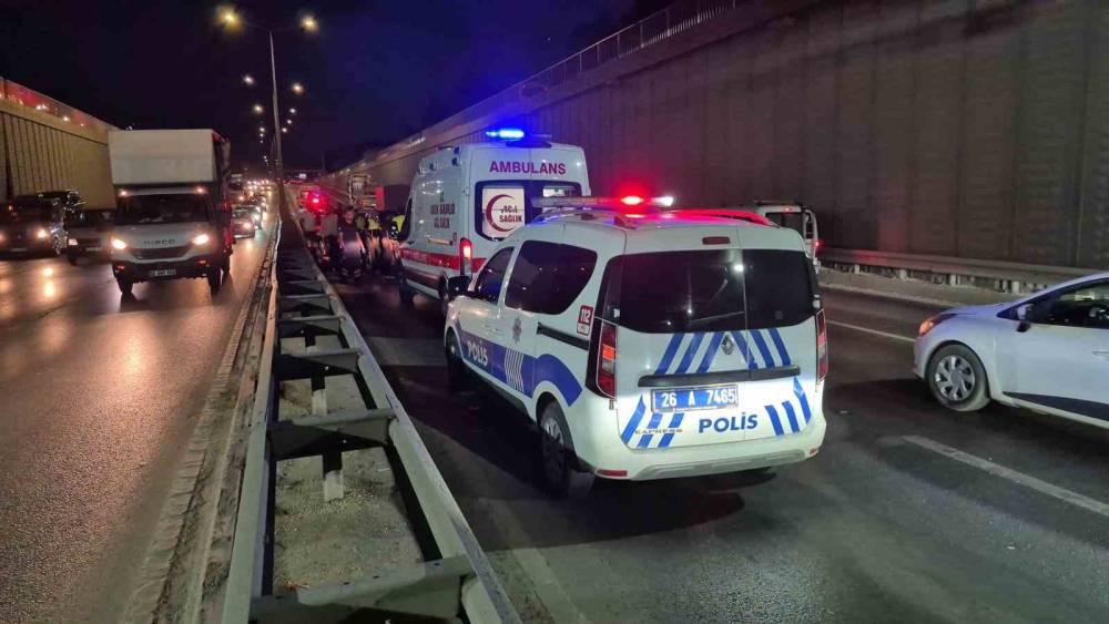 Eskişehir&rsquo;de zincirleme kaza: 5 yaralı
