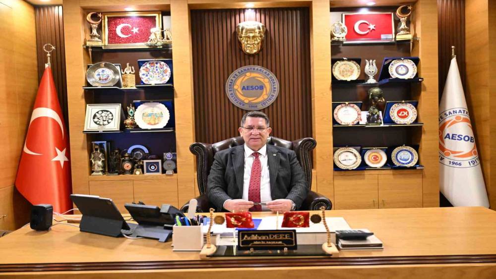 AESOB Başkanı Adlıhan Dere: "Bayram sevincimizi esnafımızla b&uuml;y&uuml;telim"
