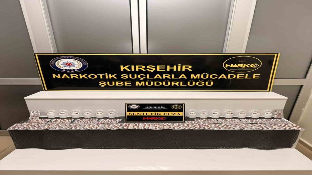 Kırşehir&rsquo;de polis, bin 387 adet uyuşturucu madde ele ge&ccedil;irdi

