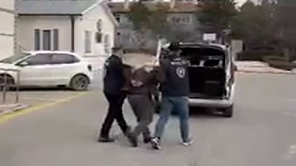 11 ayrı su&ccedil;tan aranan şahıs Konya&rsquo;da yakalandı
