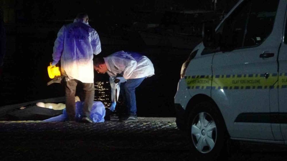 Dengesini kaybedip 30 metrelik falezlerden d&uuml;şen kadın hayatını kaybetti
