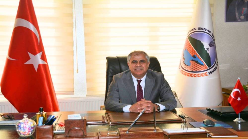 Tatvan&rsquo;da bardak &ccedil;ay &uuml;cretine zam
