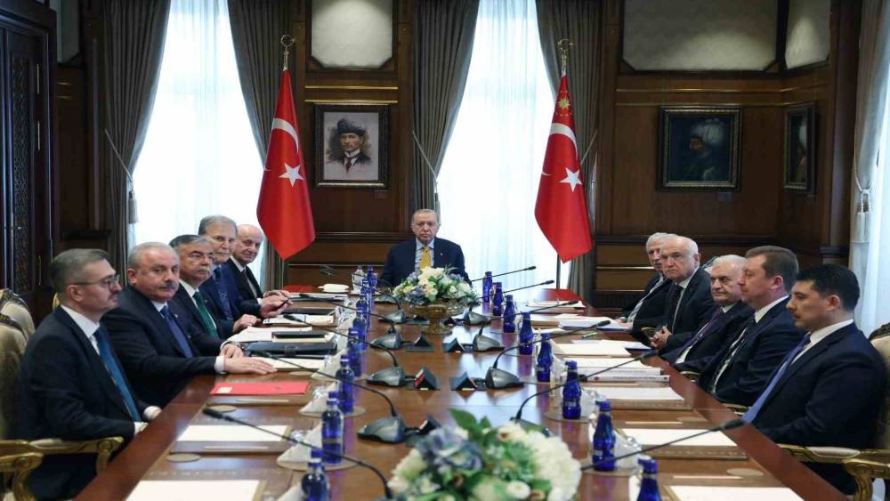 Cumhurbaşkanlığı Y&uuml;ksek İstişare Kurulu Cumhurbaşkanı Erdoğan başkanlığında toplandı
