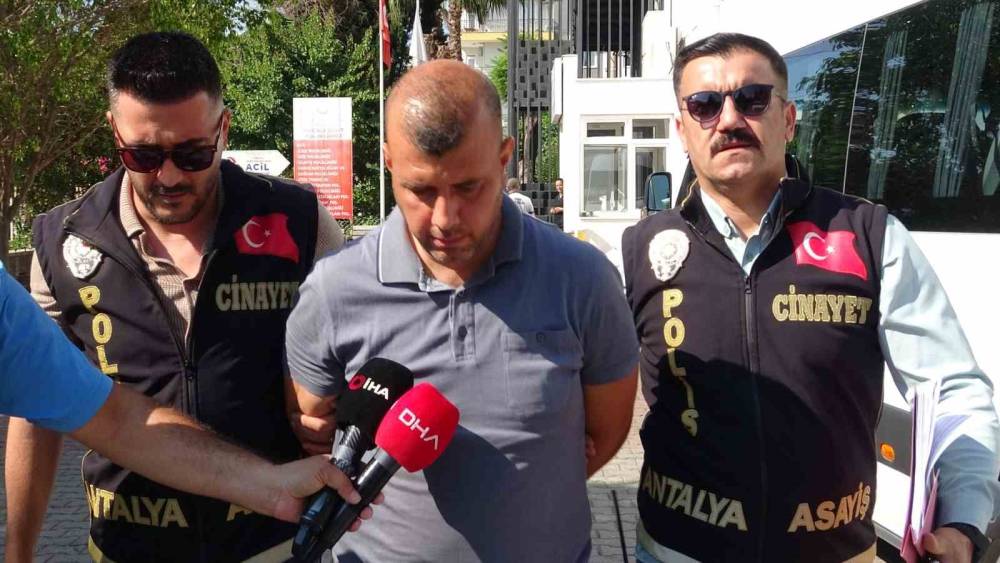 Tayin tartışmasında eşini ve kayınpederini &ouml;ld&uuml;ren &ouml;ğretmen tutuklandı
