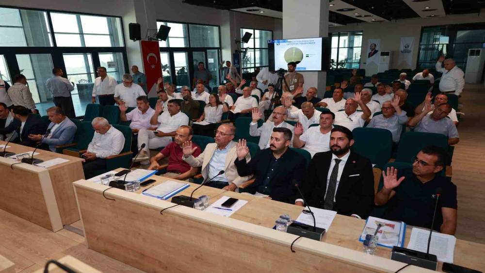 Hatay b&uuml;y&uuml;kşehir Belediyesi, savaşın izlerinin silindiği Suriye&rsquo;nin 2 kentine ara&ccedil; hibe edecek
