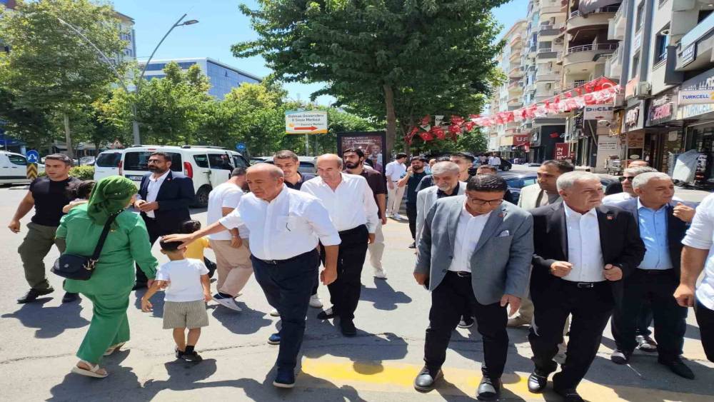 CHP İstanbul İl Başkanı G&uuml;rsel Tekin: "Cumhur İttifakı dışındaki b&uuml;t&uuml;n siyasi partilerle ittifak yapabiliriz"
