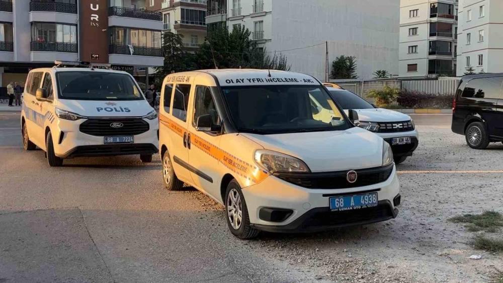 5. kattan d&uuml;şen gen&ccedil; kız hayatını kaybetti
