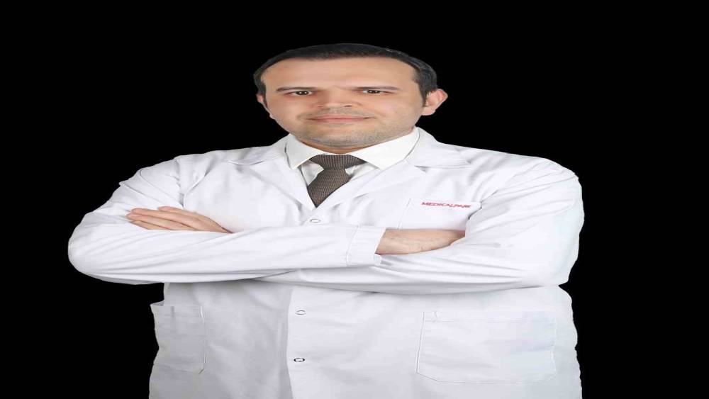 "Obezite, basit bir kilo problemi olarak g&ouml;r&uuml;lmemeli"
