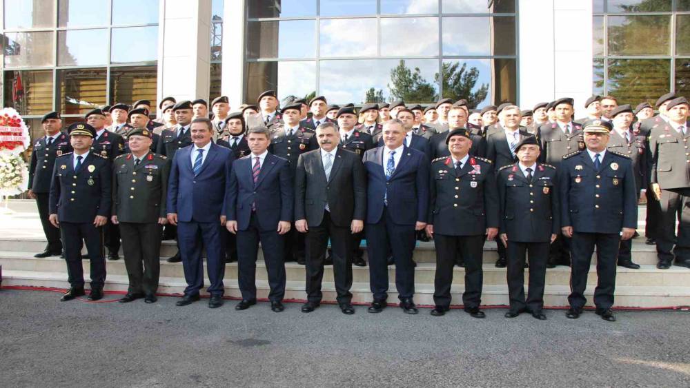 Bakan &Ccedil;ift&ccedil;i: "Huzurun olmadığı yerde yatırım olmaz, g&uuml;venin olmadığı yerde &uuml;retim b&uuml;y&uuml;mez"
