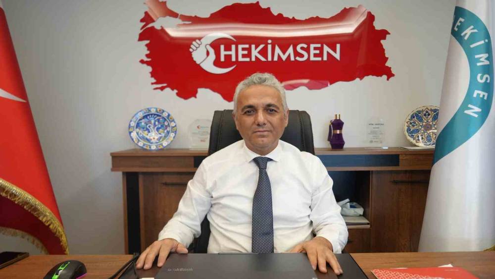 HEKİMSEN&rsquo;in &ouml;ncelikli hedefi Hekimlik Meslek Kanunu
