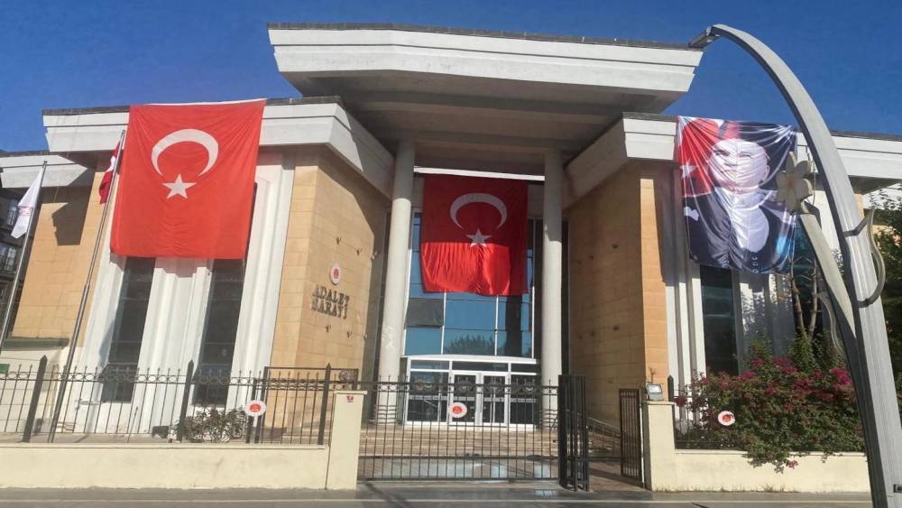Cizre&rsquo;de "Sokaklar G&uuml;vende" operasyonunda 10 tutuklama
