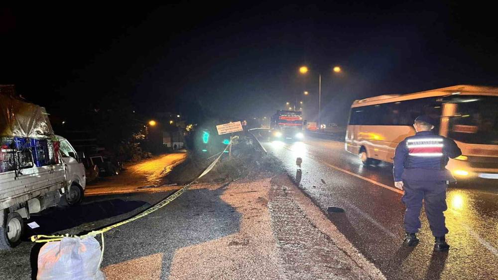 Bilecik&rsquo;te otomobilin &ccedil;arptığı adam hayatını kaybetti
