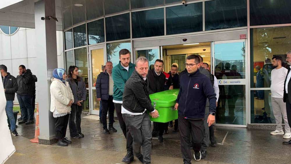 &Uuml;sk&uuml;dar Belediye Başkanvekili G&uuml;ltekin&rsquo;in cenazesi İstanbul&rsquo;a g&ouml;nderildi
