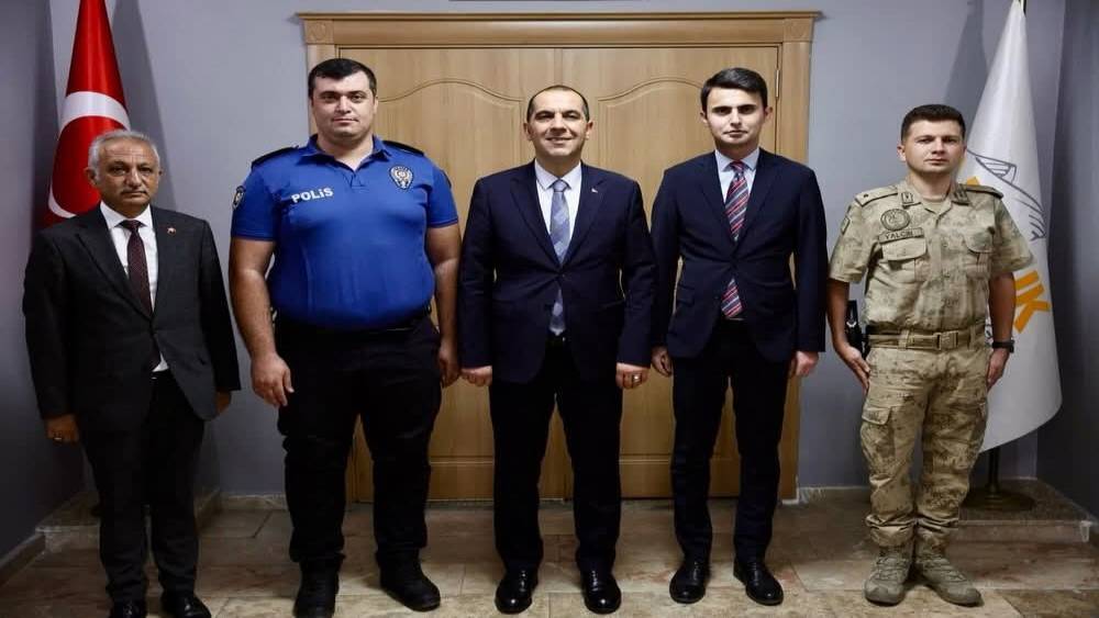 Vali Taşolar&rsquo;dan Aralık Kaymakamı&rsquo;na hayırlı olsun ziyareti
