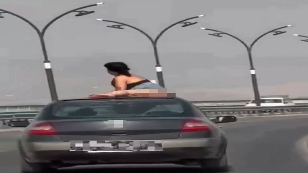 Manisa&rsquo;da "hayasızca hareketlere" 2 g&ouml;zaltı
