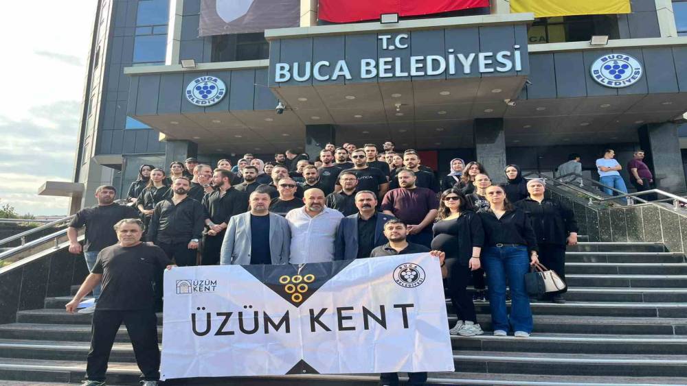 Buca Belediyesinin 7 aydır maaş &ouml;demediği &ccedil;alışanlar: "&Ccedil;aresiz durumdayız"
