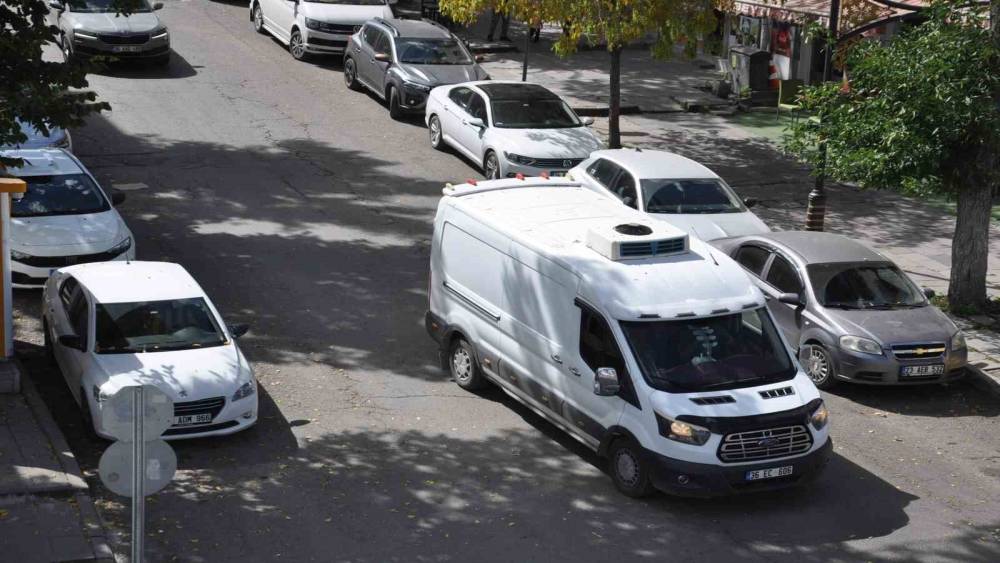 Kars&rsquo;ta ara&ccedil; sayısı n&uuml;fusu ikiye katladı: 90 bin kişiye 56 bin 733 ara&ccedil;
