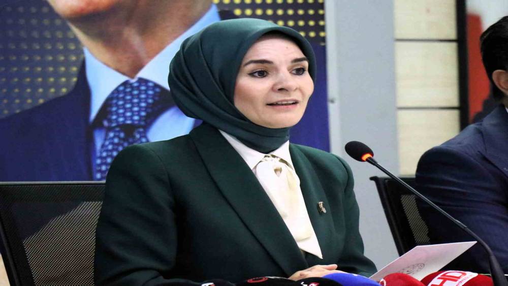 Denizli&rsquo;ye g&uuml;nd&uuml;zl&uuml; yaşlı bakım modeli ve yeni sosyal tesisler kazandırılıyor
