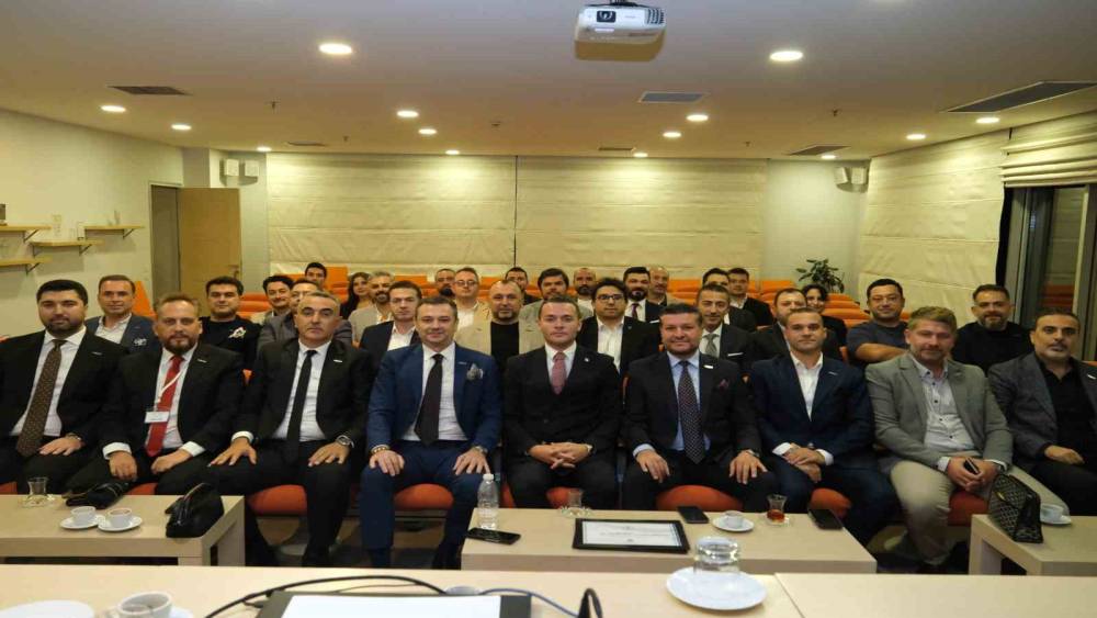 İzmir ve Antalya arasında 423 milyon TL&rsquo;lik ticaret k&ouml;pr&uuml;s&uuml;
